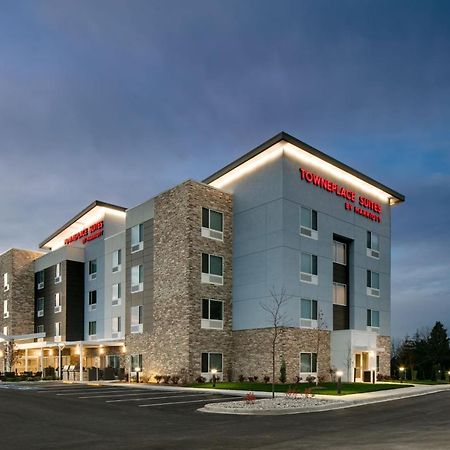 Towneplace Suites By Marriott Oconomowoc ภายนอก รูปภาพ